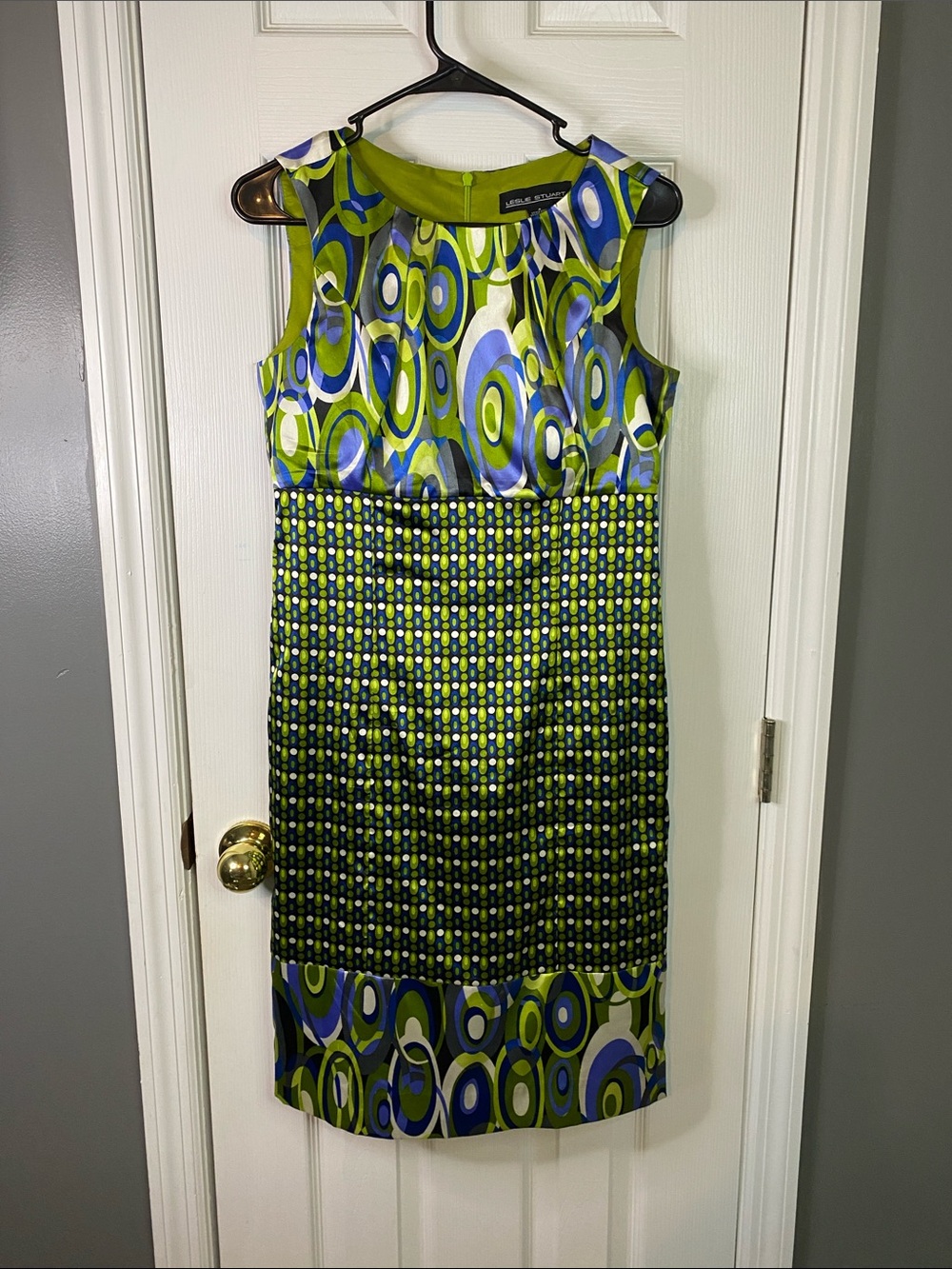 Leslie Stuart Lime Green and Blue Patterned Sleeveless Midi Dress Size 4.
